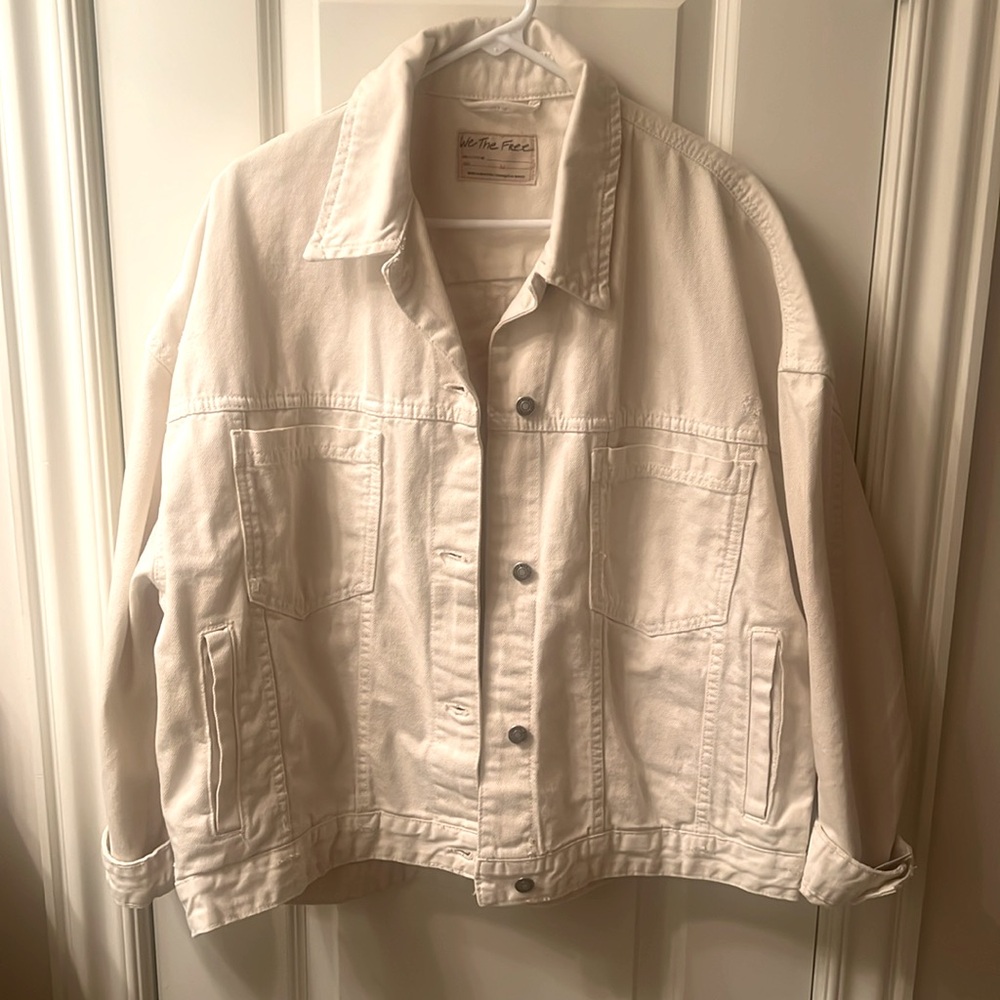 We The Free Opal Swing Denim Jacket SZ Medium. Bright Ecru.  NWT. Never Worn